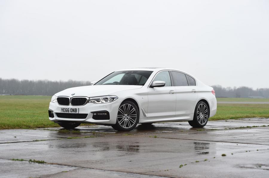 BMW 520d xDrive Sedan M Sport (UK) '2017